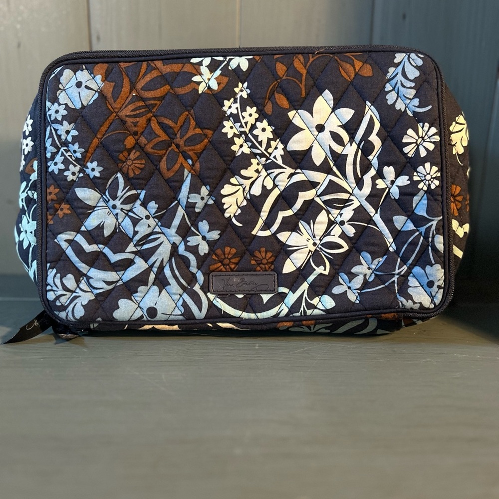 Vera Bradley Large Iconic Blush & Brush Makeup Case-Blue Java Floral Pattern